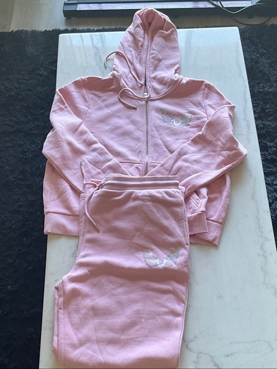 True Religion Pants - Women’s True Religion Pink Hooded Zip Sweatshirt & Joggers Set
